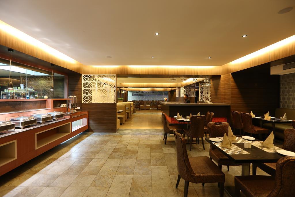 The Contour Hotel Guváhátí Exteriér fotografie